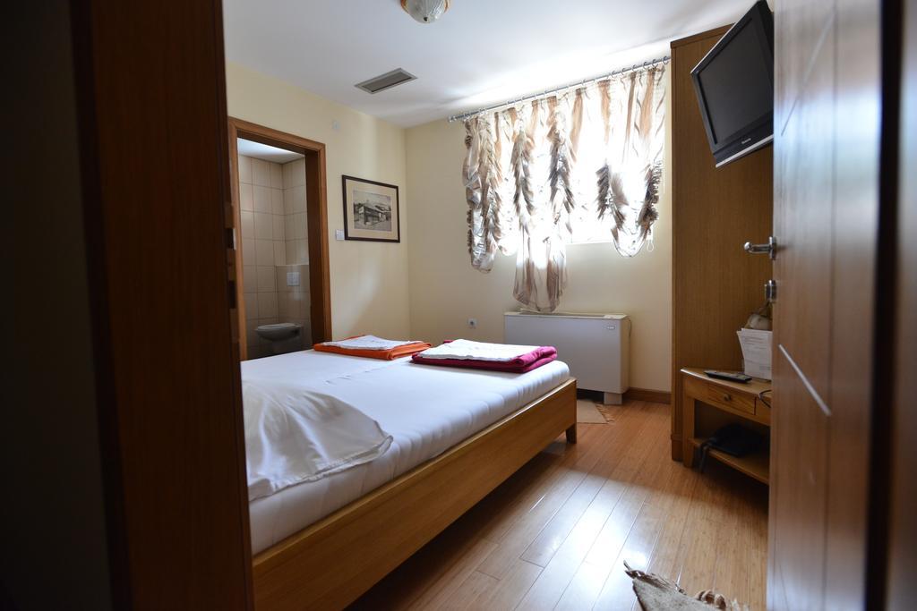 Čačak Motel Kneginja الغرفة الصورة