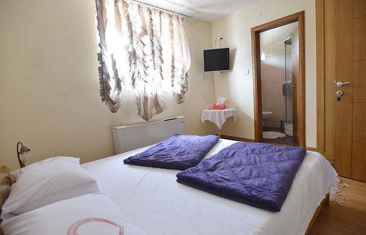 Čačak Motel Kneginja الغرفة الصورة